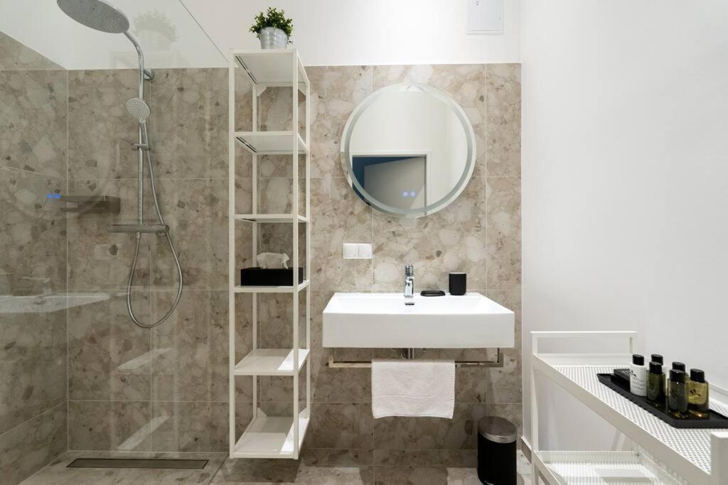 Artful 1Br Suite, City Nearby By Hm Βιέννη Εξωτερικό φωτογραφία